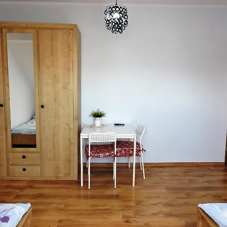 Dom Wczasowy Adela Leba Exteriér fotografie
